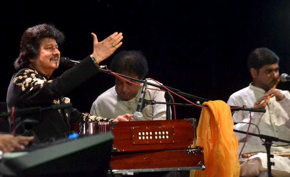 Rudraksh of Kashi in Pankaj Udhas's Sham-e-Banaras