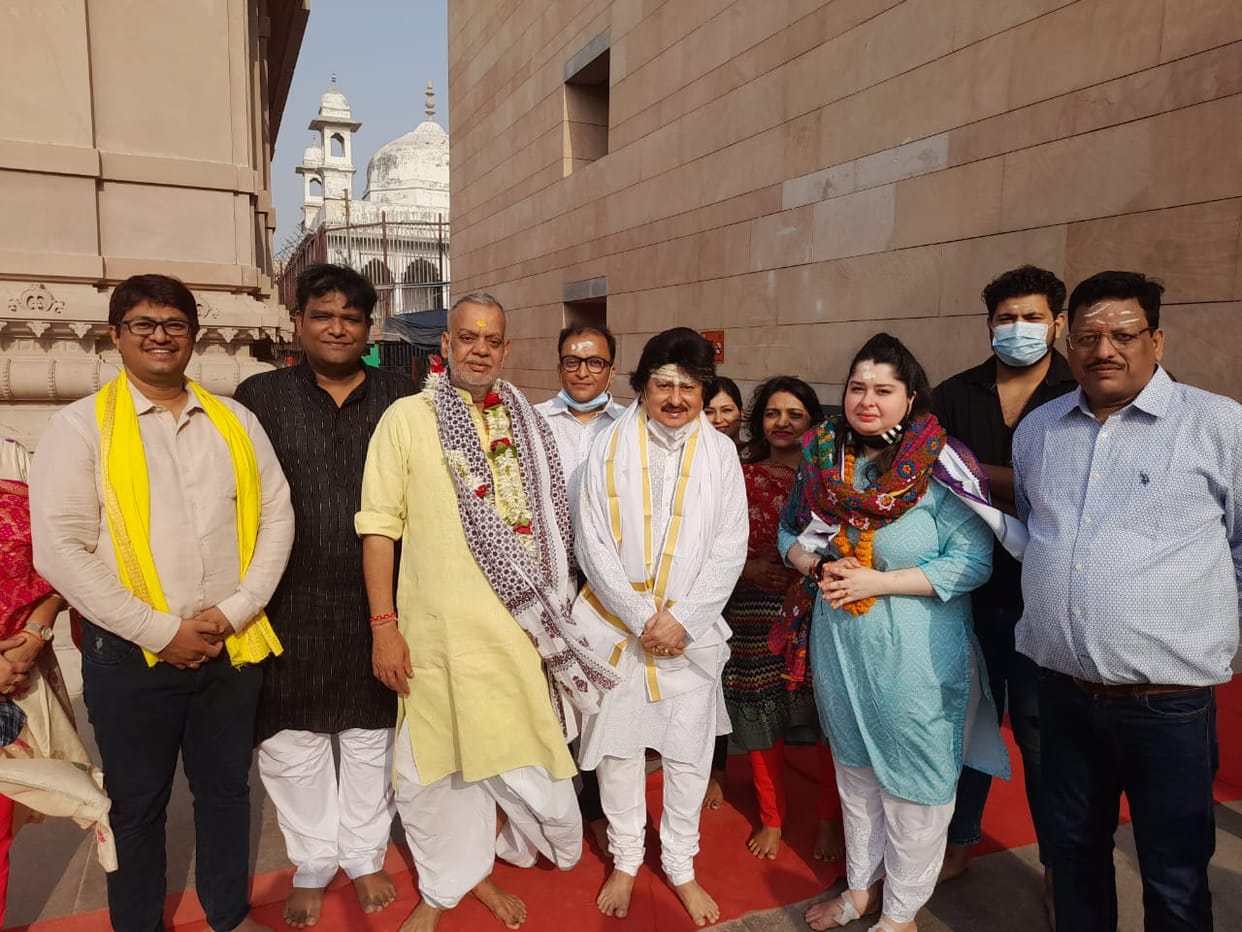 pankaj udhas varanasi visit kashi vishwanath temple said  divine moment in baba dham