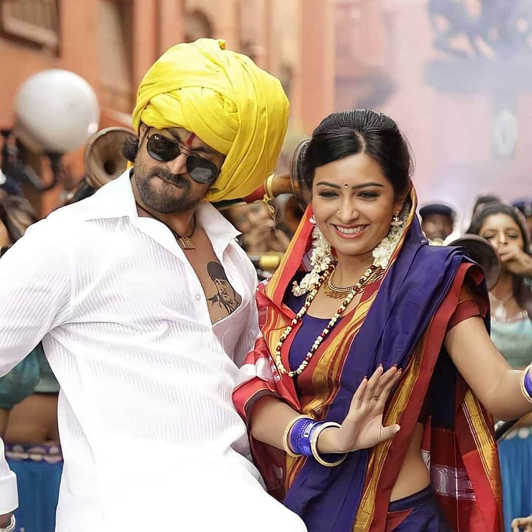 KGF star Yash and Radhika pandit anniversary know about their love story
