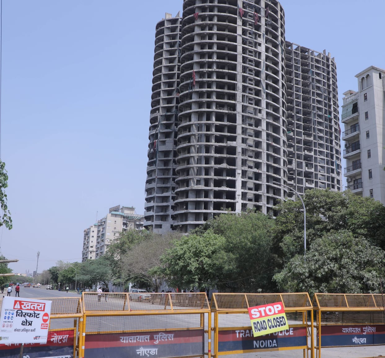 Trial blast successful in Supertech's Twin Towers