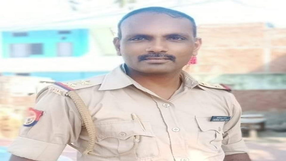 Death of sub-inspector of Cholapur police station in suspicious condition in varanasi