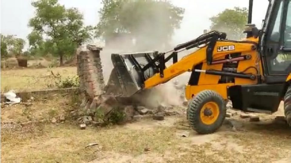 ADA demolished unauthorized colony being built on 10 thousand square meter land