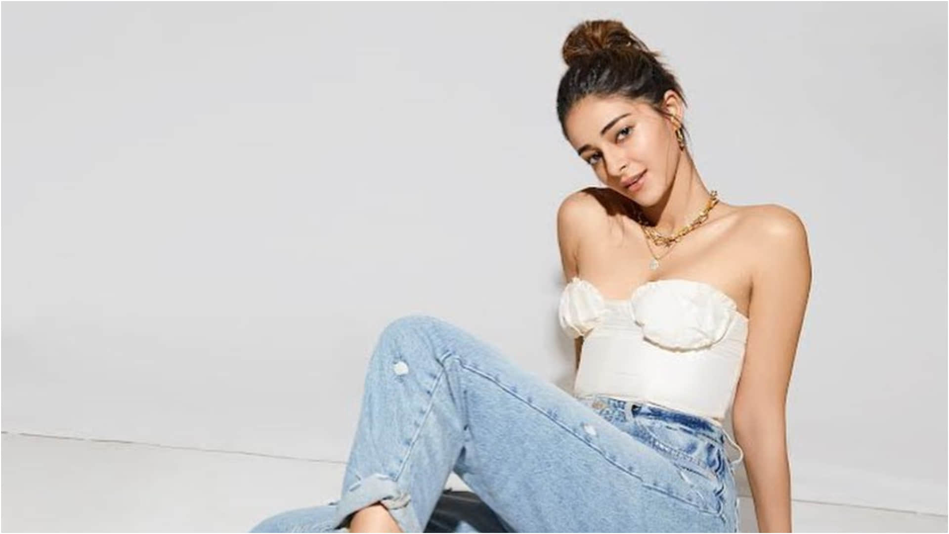College Girl Outfits Style Tips From Ananya Panday Outfits