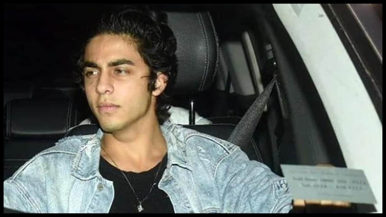 ncb suspends 2 officers who probed drugs case involving aryan khan
