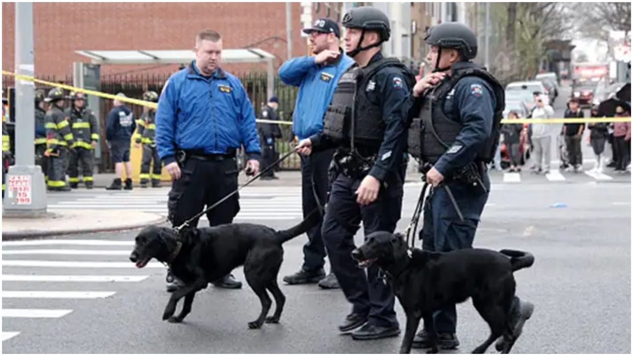 Brooklyn Subway Shooting Live Updates 13 Injured Police Hunt For Shooter all you need to know in Hindi