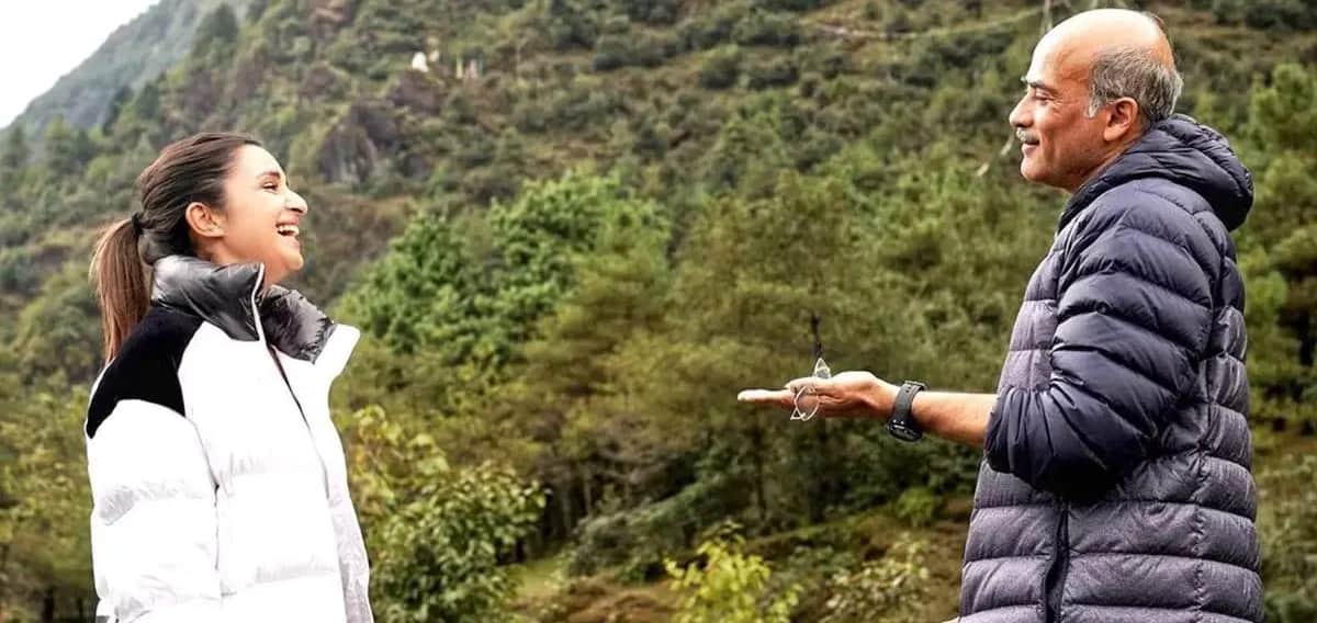 Anupam kher reveals that uunchai director sooraj barjatya was an assistant and clapper boy in his first film saransh