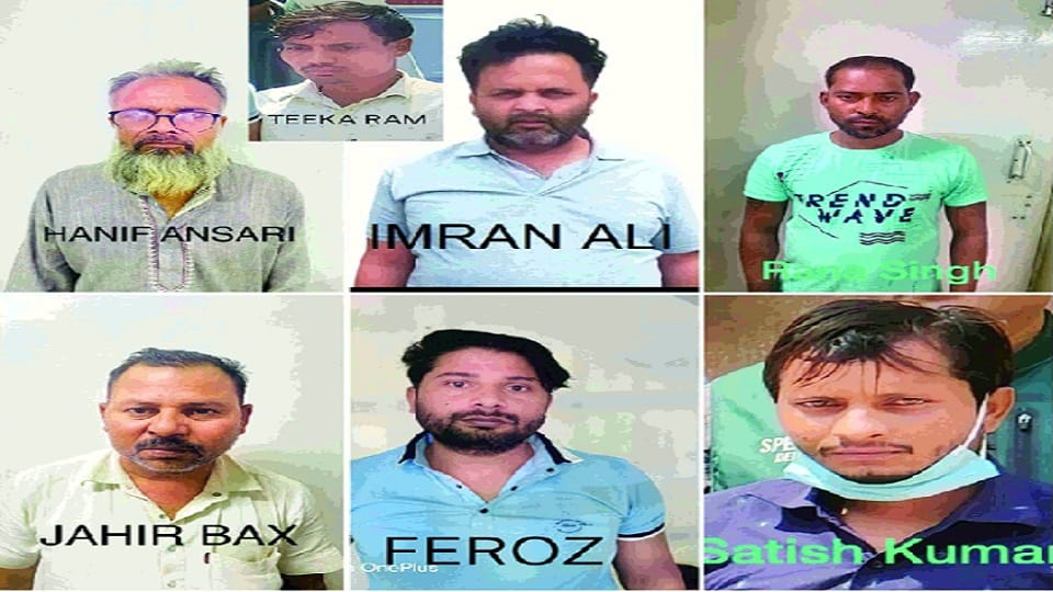delhi police arrested seven drug smugglers with heroin worth rs 60 crores