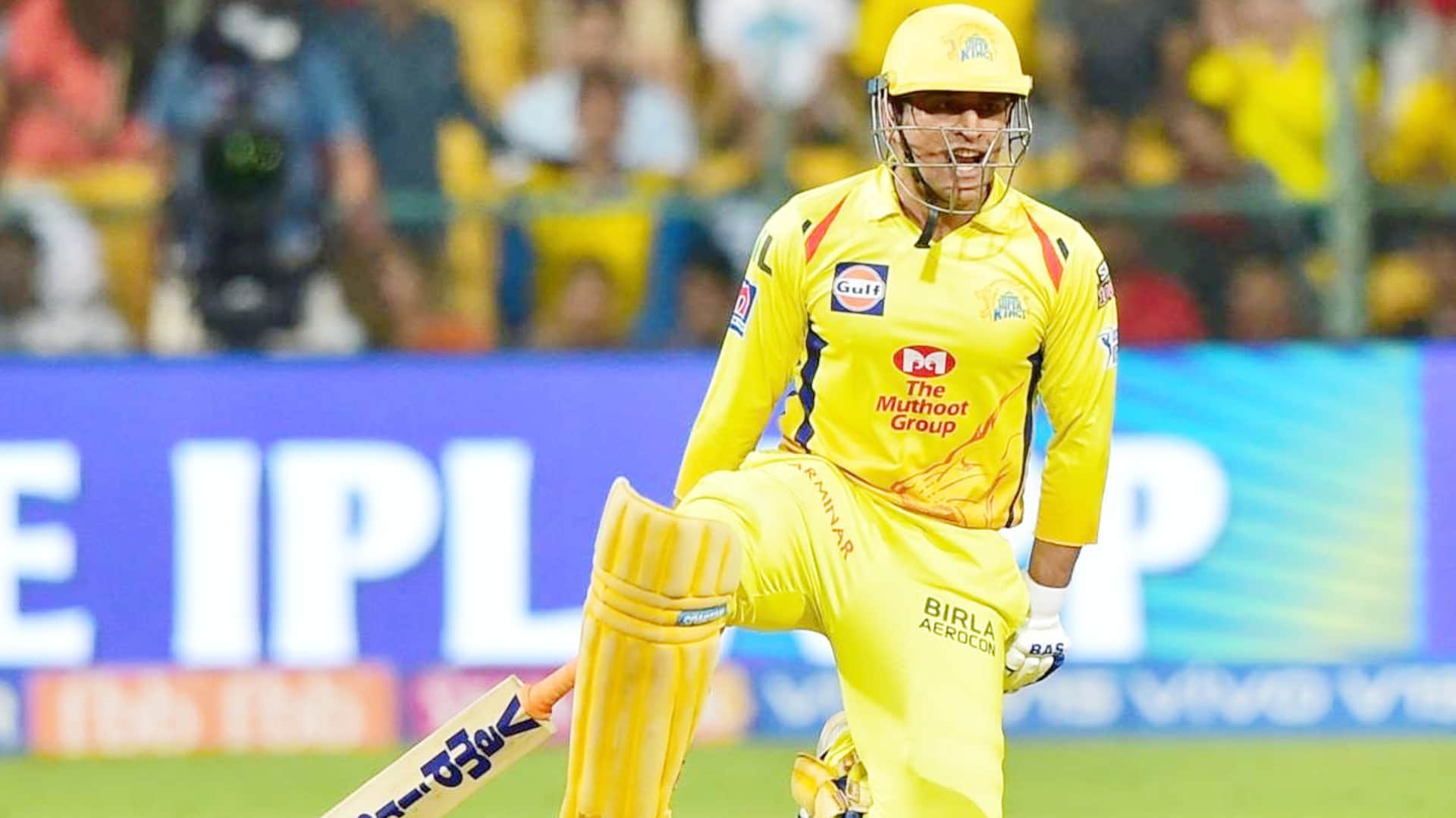 IPL 2022: Ashwin became first player to retired out in IPL, know about the first player to be dismissed in every way in the tournament