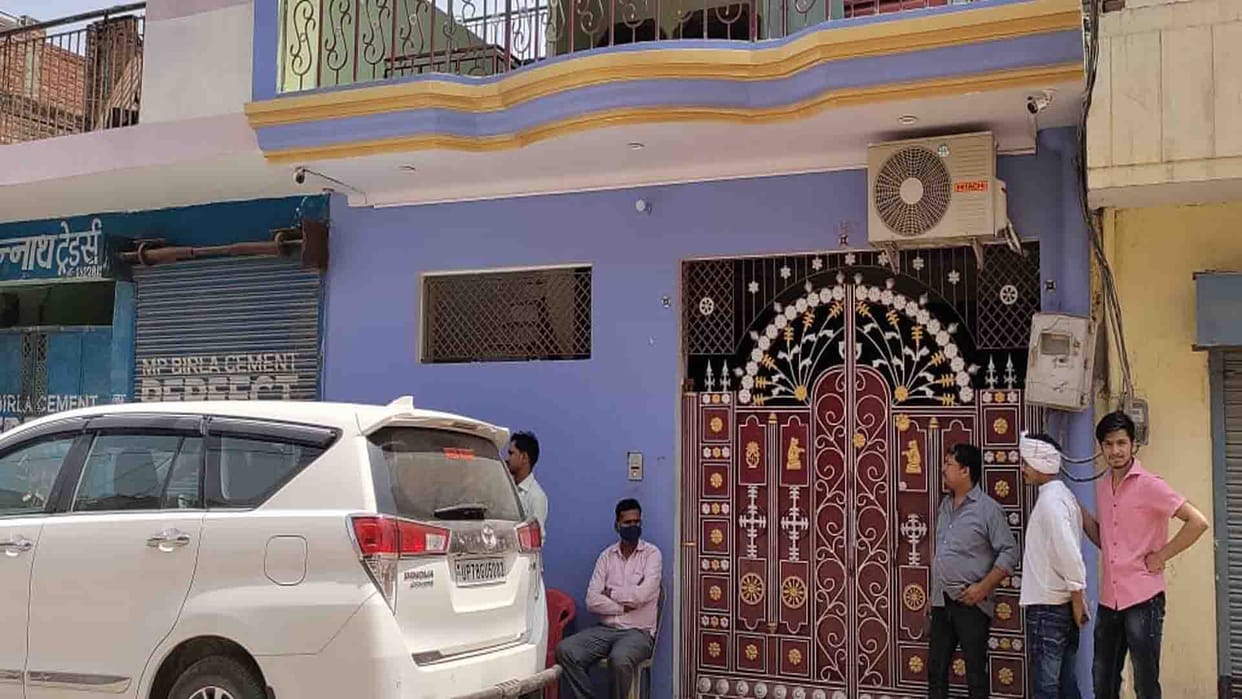 Hamirpur: CGST action at gutkha businessman house lasted for 18 hours