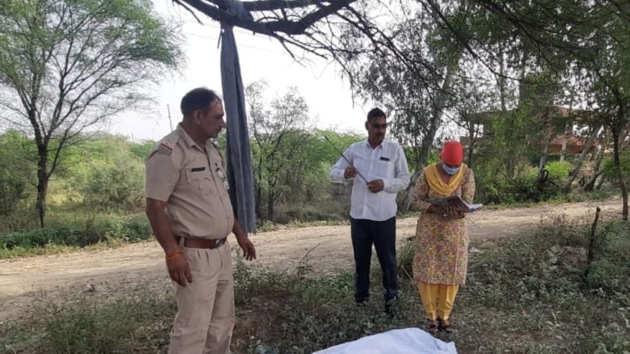 Dead body of Jind youth found on the roadside on Naunand Road in Rohtak