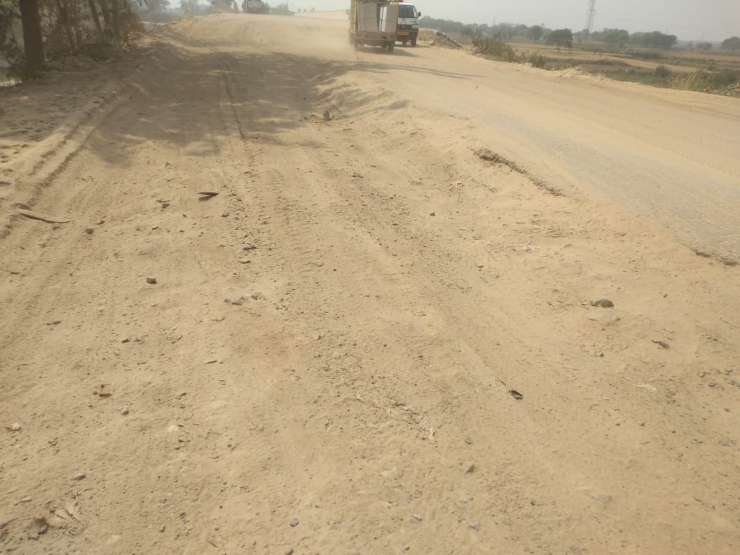 The sunken approach road of the newly built bridge is giving a feast to the accident