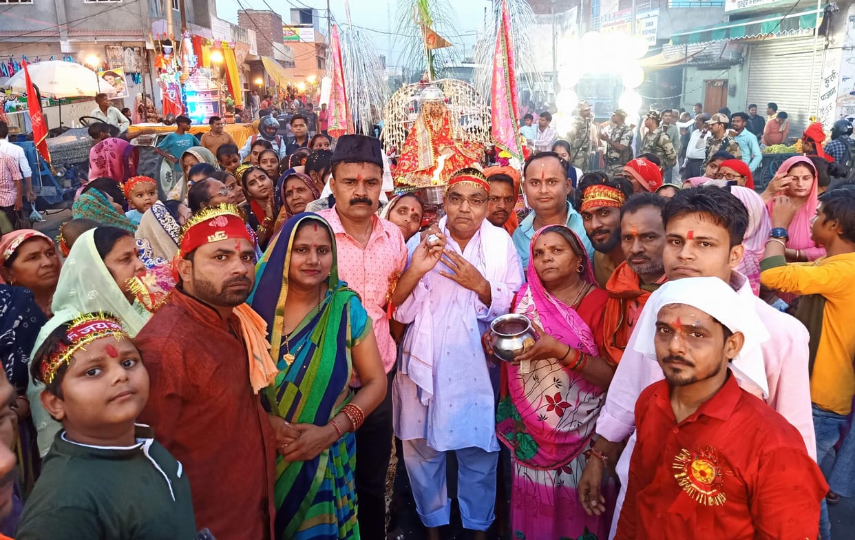 Mata Mahakali procession took out in the city with the goddess of the goddess
