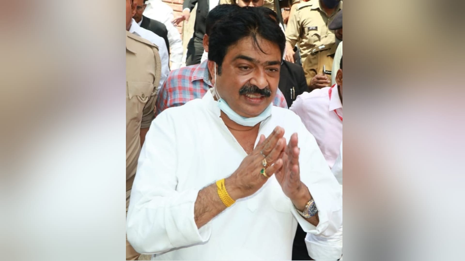 UP MLC Election Result 2022 BJP and SP Lost in Their Respective Seats Raja Bhaiya Candidate Win in Pratapgarh News in Hindi