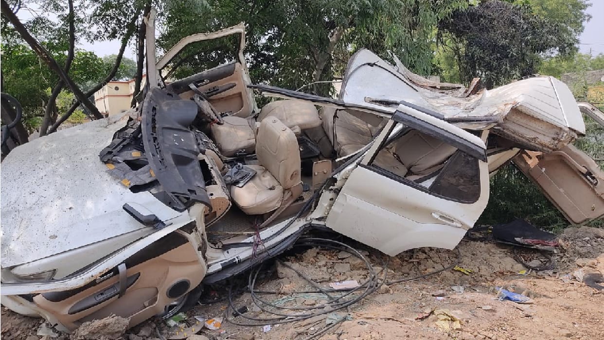 Accident in Muzaffarnagar: four friend have died in car accident during go to Haridwar from Gurugram