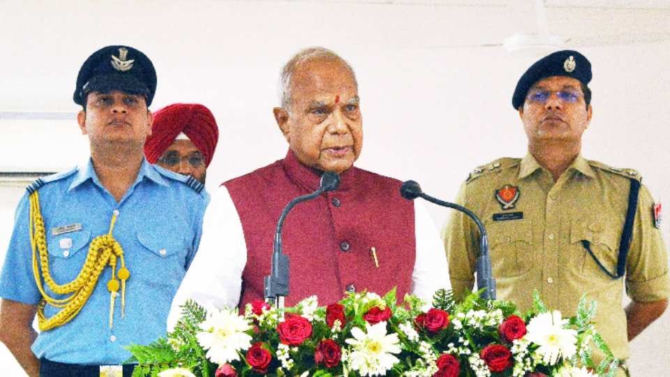 Punjab Governor Banwarilal Purohit meets sarpanches over national security in Pathankot