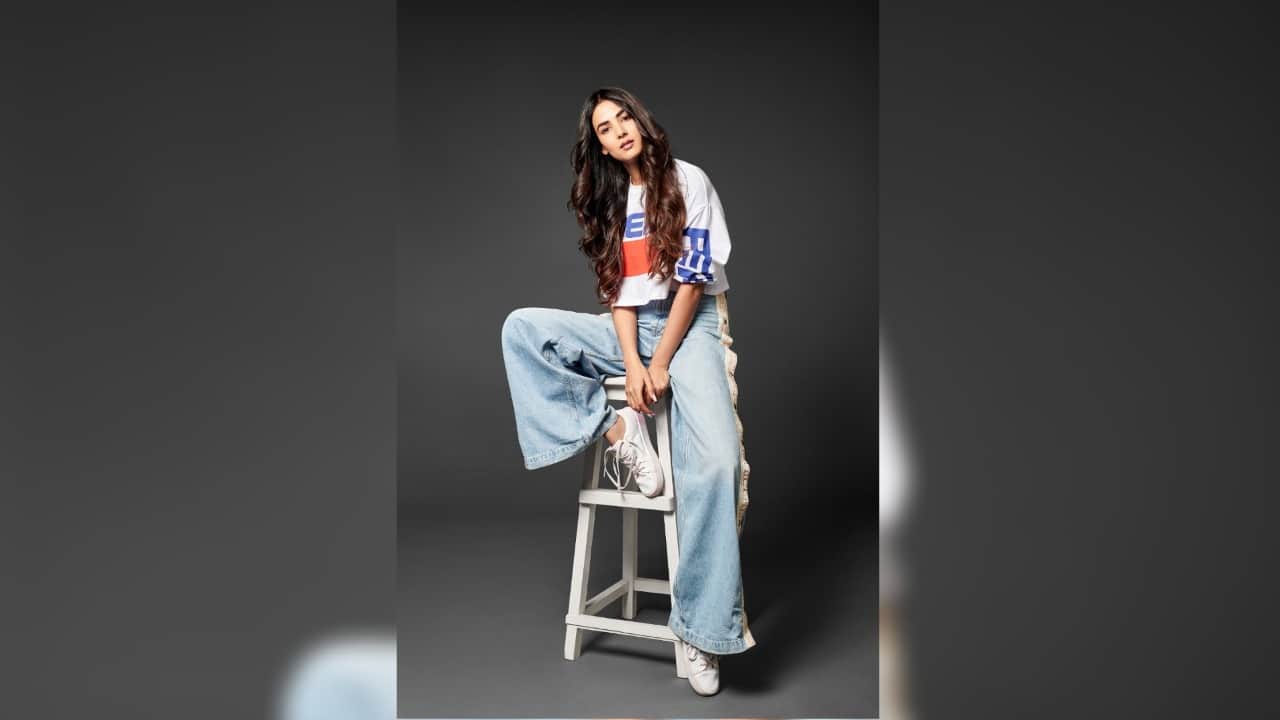 Sonal Chauhan Birthday made debut from film Jannat Will be Seen in Adipurush with prabhas saif ali khan News in Hindi