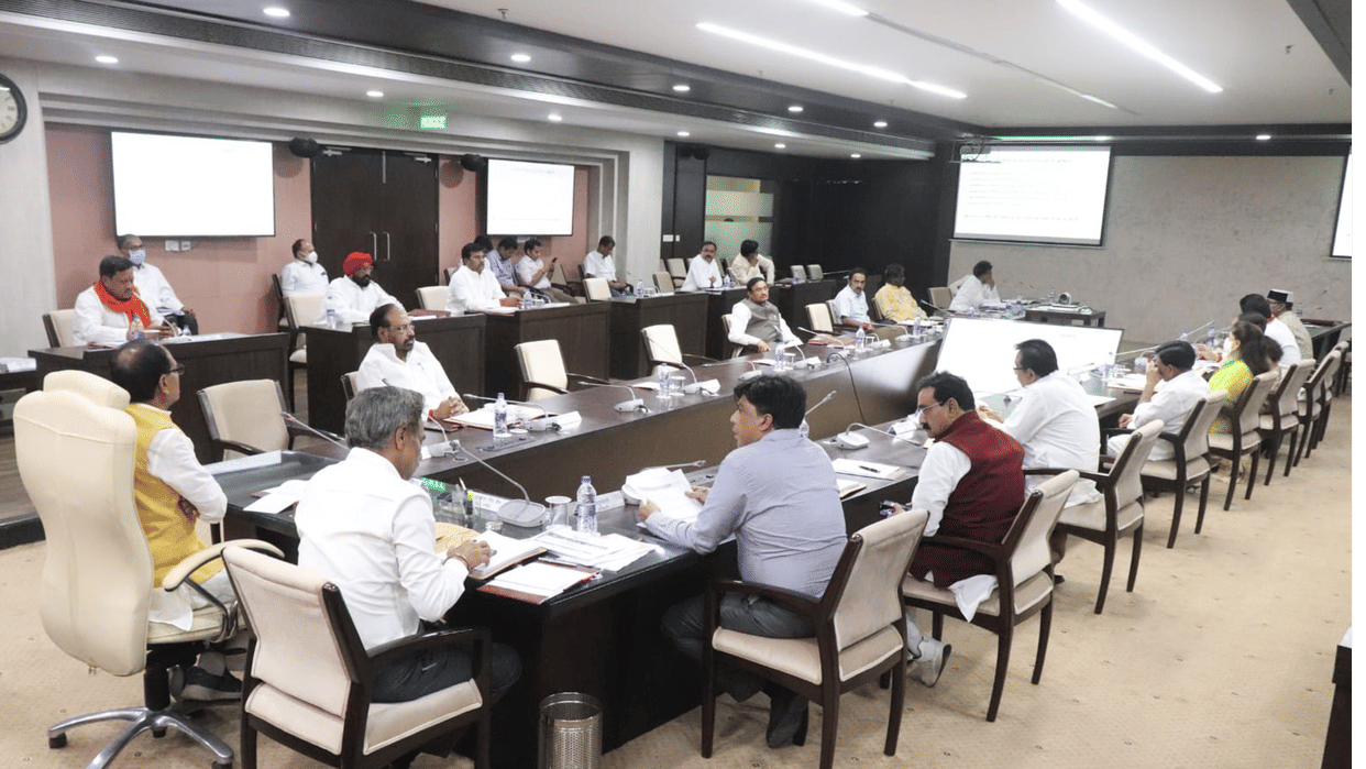 Madhya Pradesh: Government will recruit 5204 new Patwari posts in 3 years, the post of city surveyor also approved