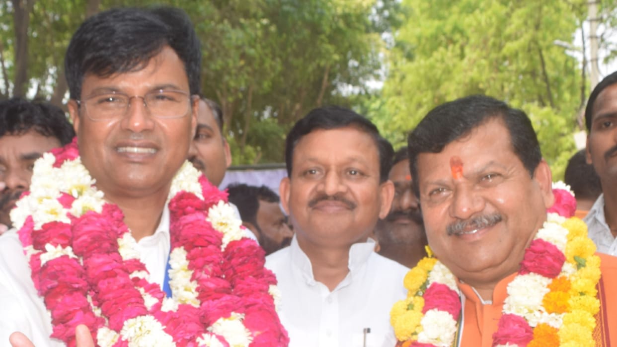 Sitapur: Pawan Singh waved, won by a record 3753 votes, SP candidate had to be satisfied after getting 61 votes