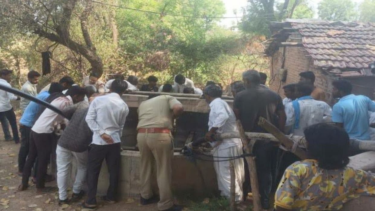 Grandmother jumped into the well with grandchildren in Sirohi