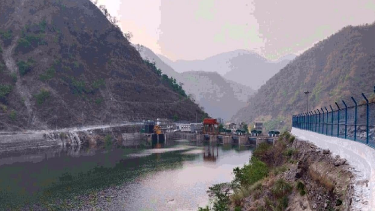 Vyasi Hydroelectric Project The work of filling the dam with water has reached the final stage production will start in the last week of April