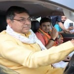 पूनिया के साथ तेजस्वी सूर्या