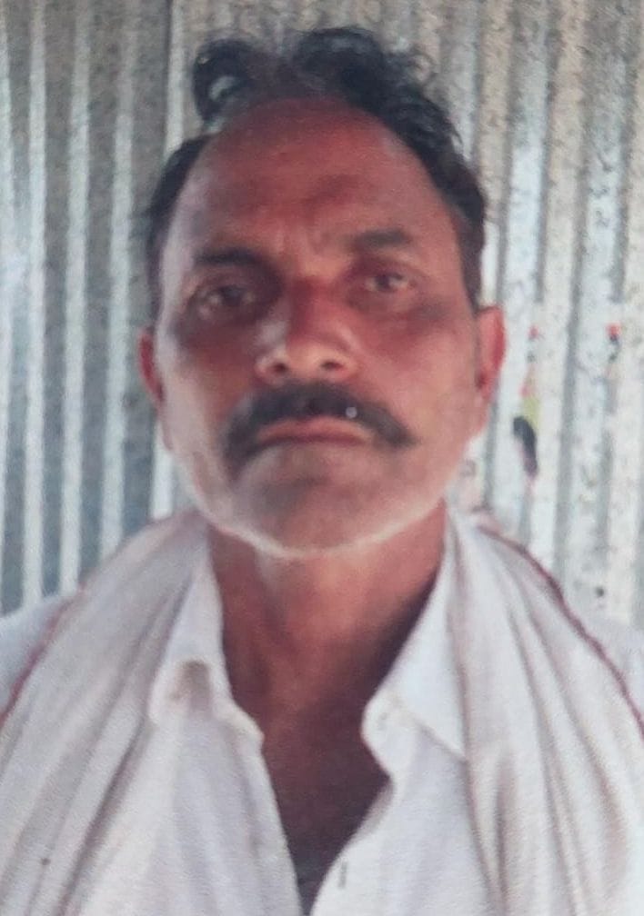 hardoi news,The death of a farmer who went out to guard the crop