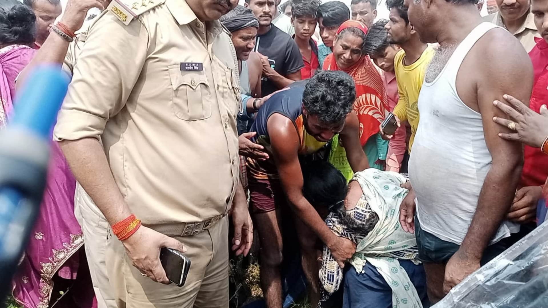 Boat capsizes in Gandak river at Kushinagar
