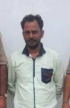 Hathras: 12 thousand rupees recovered by taking the accused of murder on custody remand