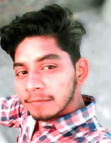 bike raider died by tractor hit, other injured
