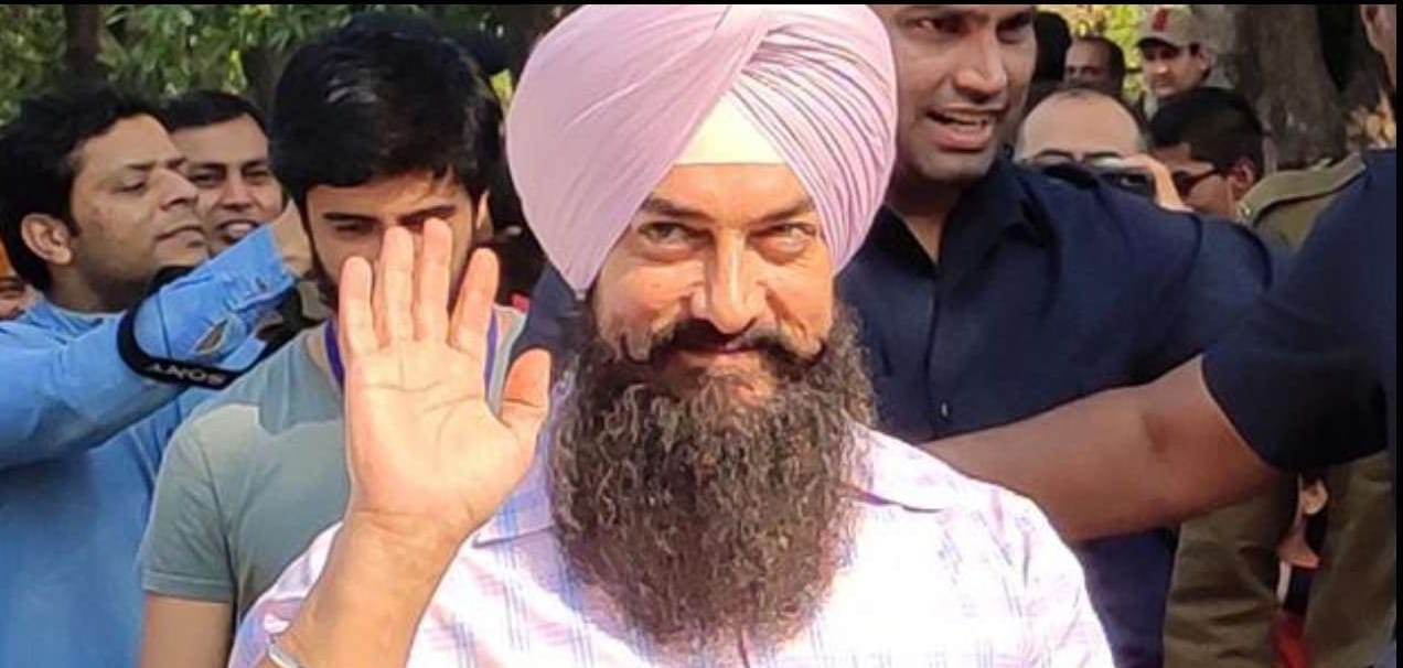 Laal Singh Chaddha Actor Aamir was injured in a long running Sequence, still Complete the Scene by taking medicine
