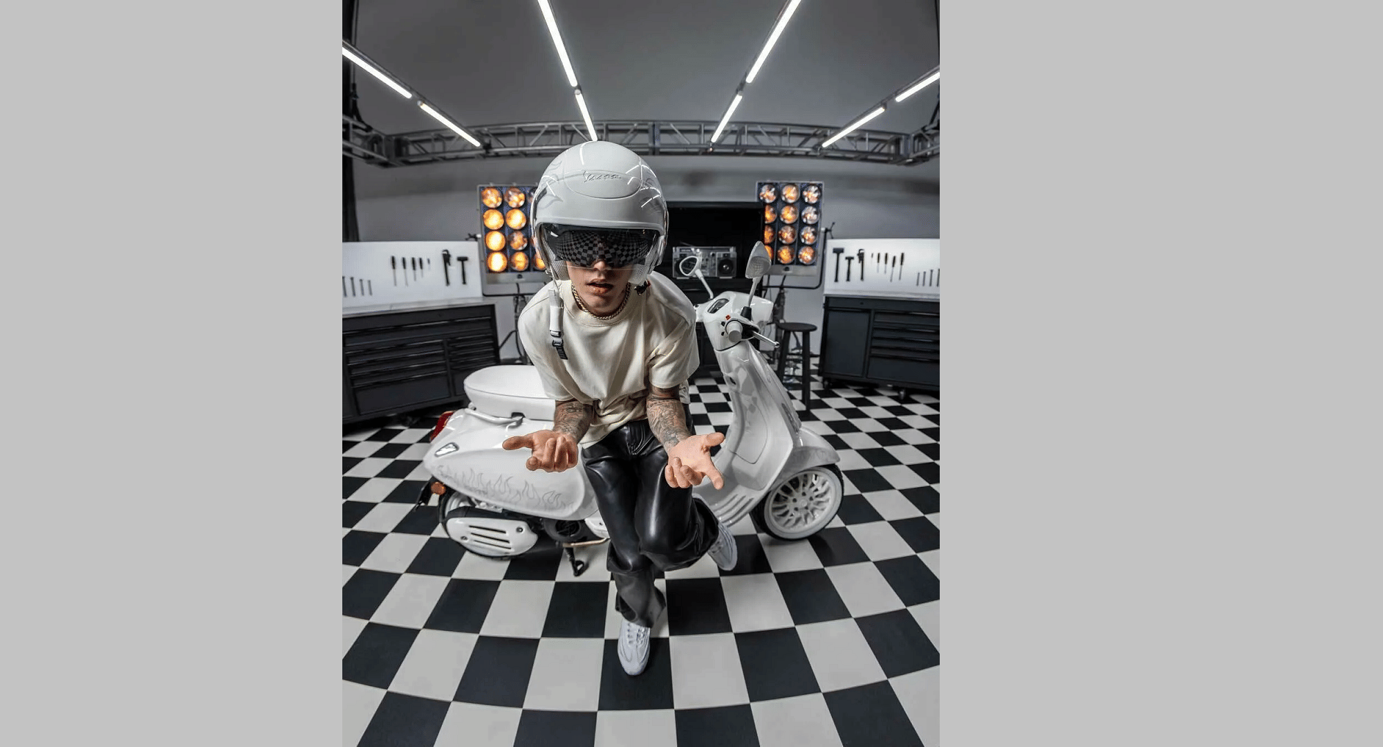 Vespa Justin Bieber Limited Edition launched in India Know Price Features Specs