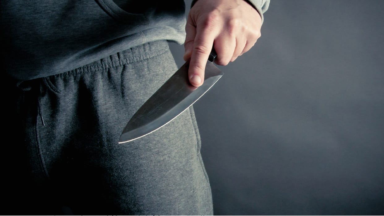 UP Crime news PAC employee was attacked with a knife in Amroha