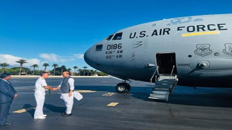Rajnath Singh arrives in Hawaii to visit US Indo-Pacific Command HQ, this visit is important for the defense sector