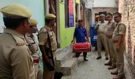 hardoi news,Cow smuggler's property worth Rs 25 lakh attached