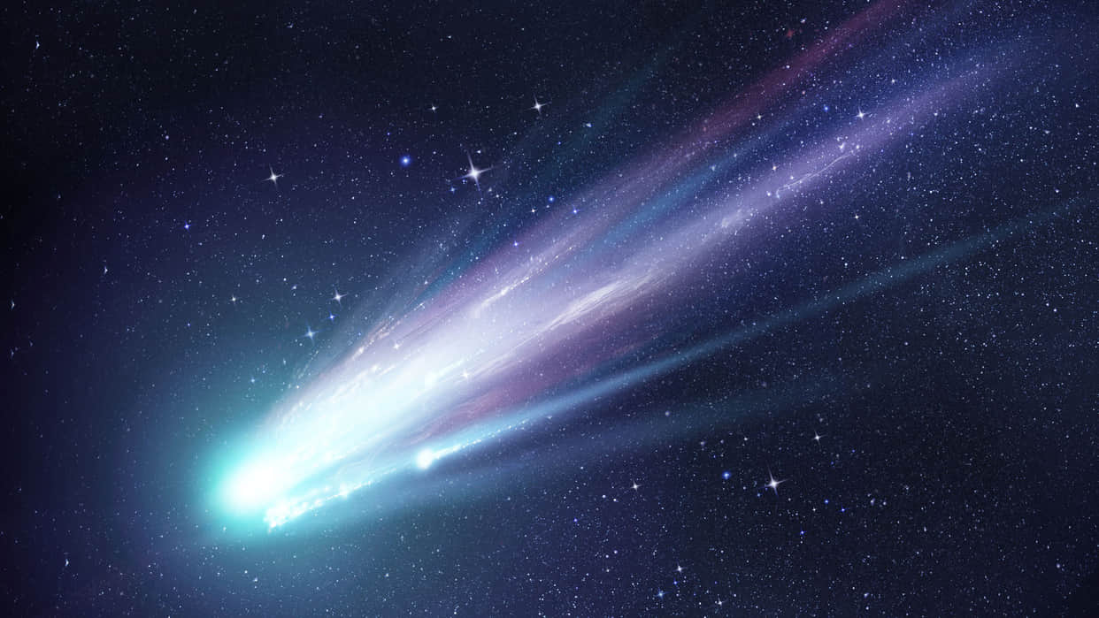 Comet The largest comet in history moving towards the earth the speed of 35 thousand km per hour