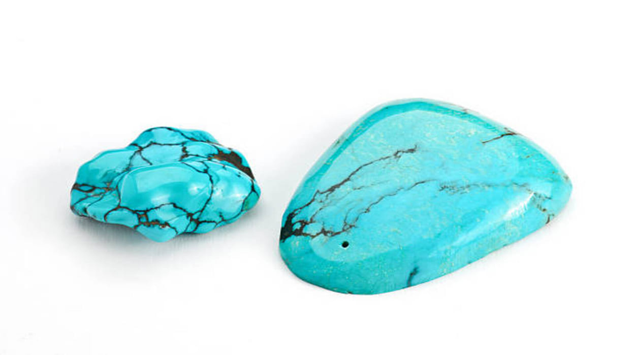 Gemology Turquoise Gemstone Benefits Know the Right Way to Wear it in Hindi
