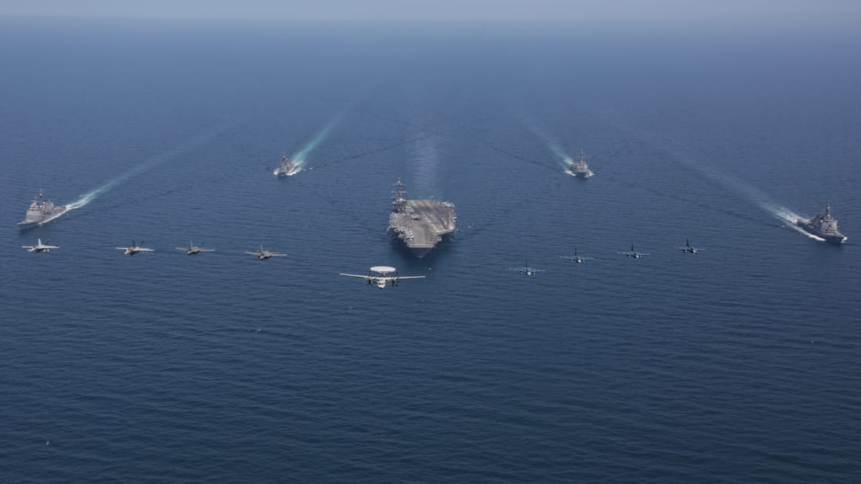 America Japan conducting exercises with nuclear aircraft carrier in Sea of Japan amid fears of new missile launch from North Korea news in Hindi