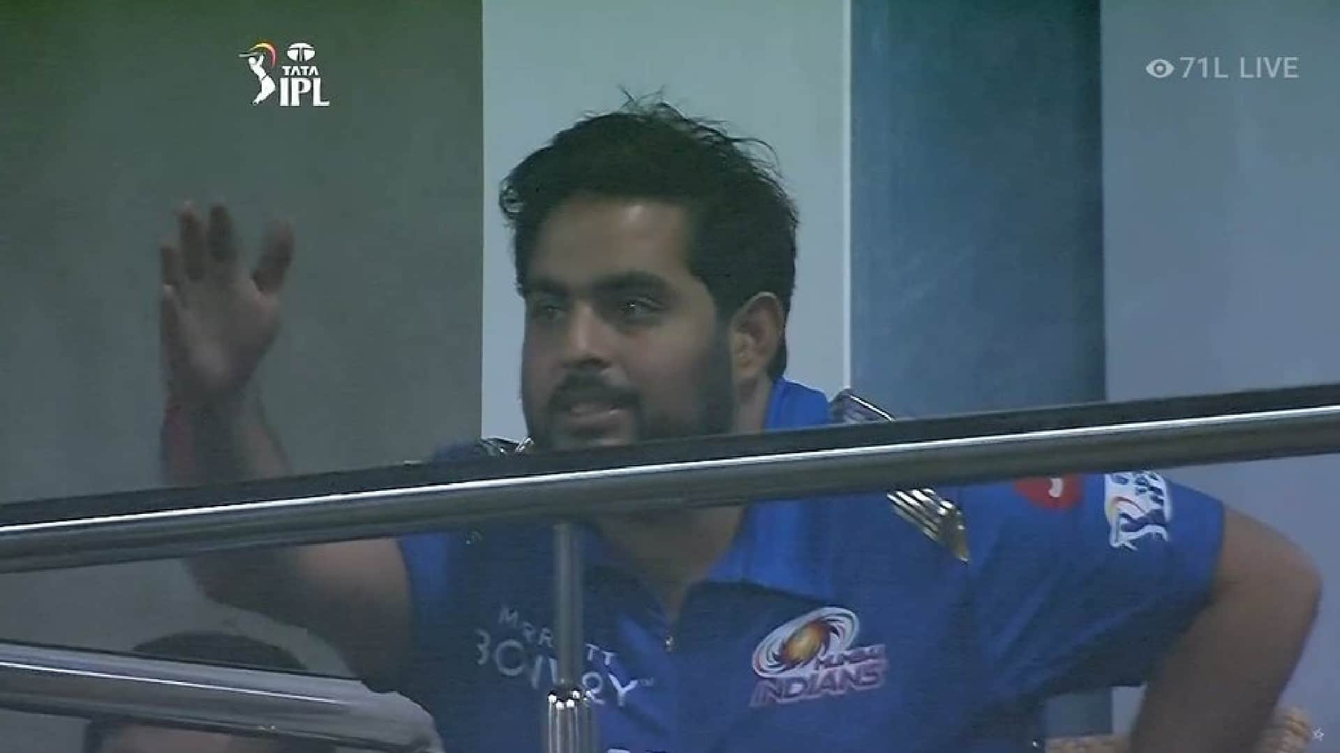 IPL 2022 MI vs PBKS Match 23 Highlights Hindi Akash Ambani, Shloka and ritika happy over Rohit six