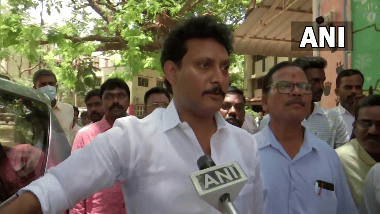 Tamil Nadu Kanayakumari teacher was brainwashing school childrens for conversion suspended