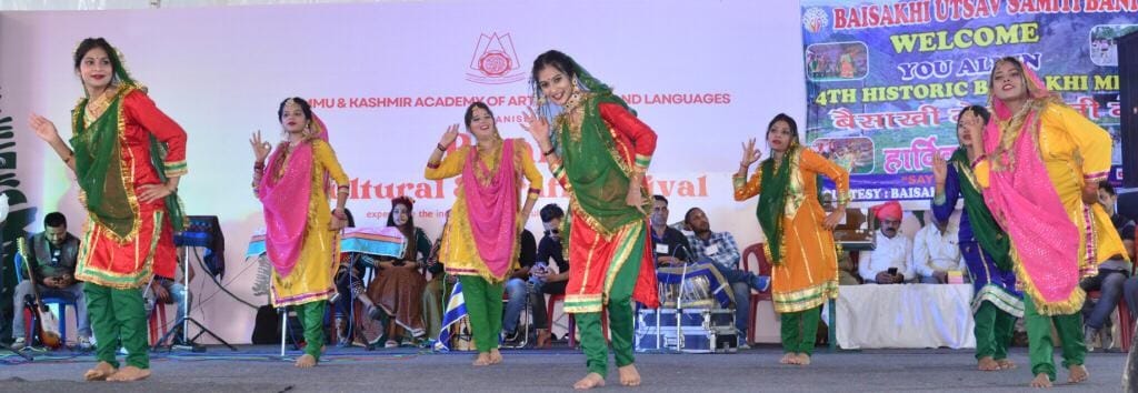 Baisakhi fair of Bani left an indelible mark of folk culture
