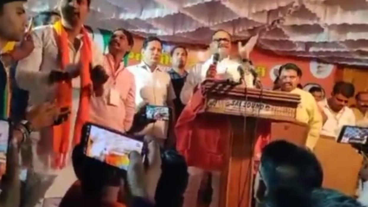 Deputy CM Brajesh Pathak stops his speech after listening the sound of azaan.