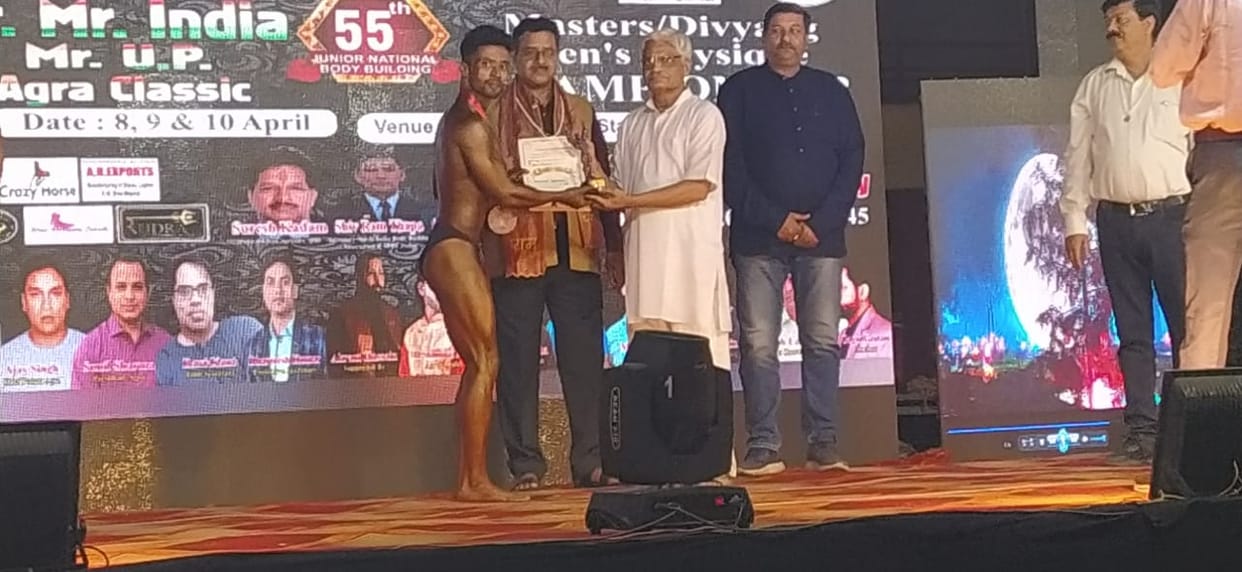 Ravikant got bronze medal in body building championship
