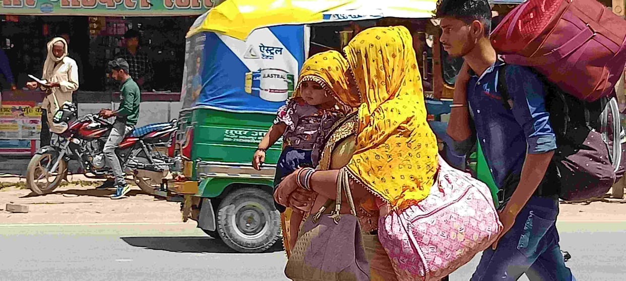 Temperature crosses 42, people are suffering due to scorching heat