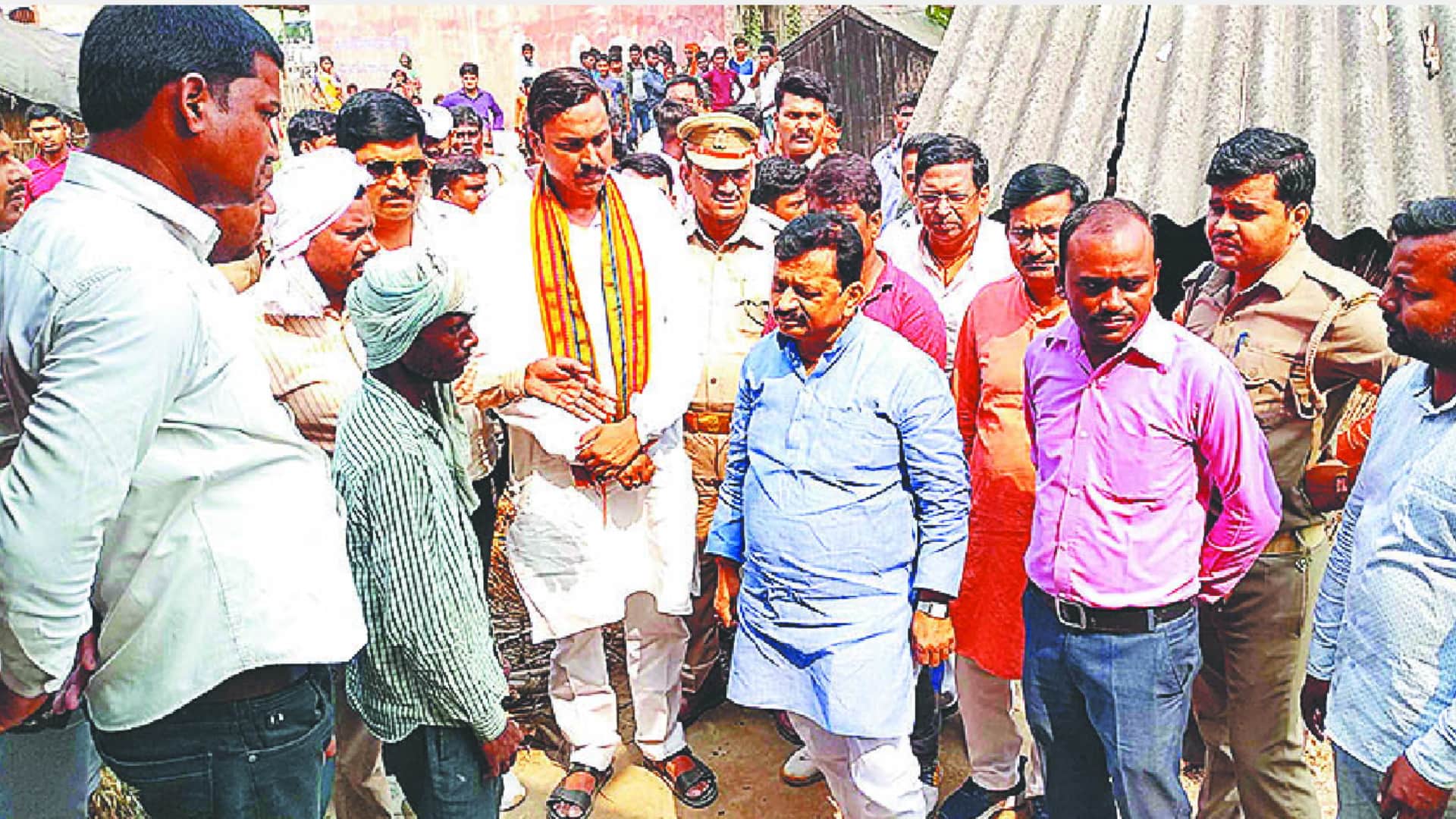 Kushinagar boat accident Toofani and Ratan saved six lives