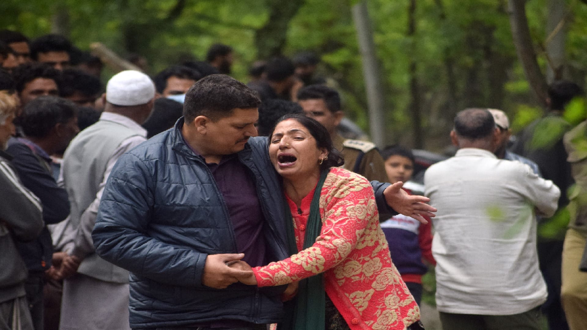Village mourns after target killing of Satish Kumar in Kulgam