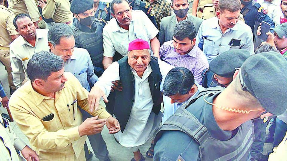 Mulayam Singh Yadav targets The BJP Government in Mainpuri