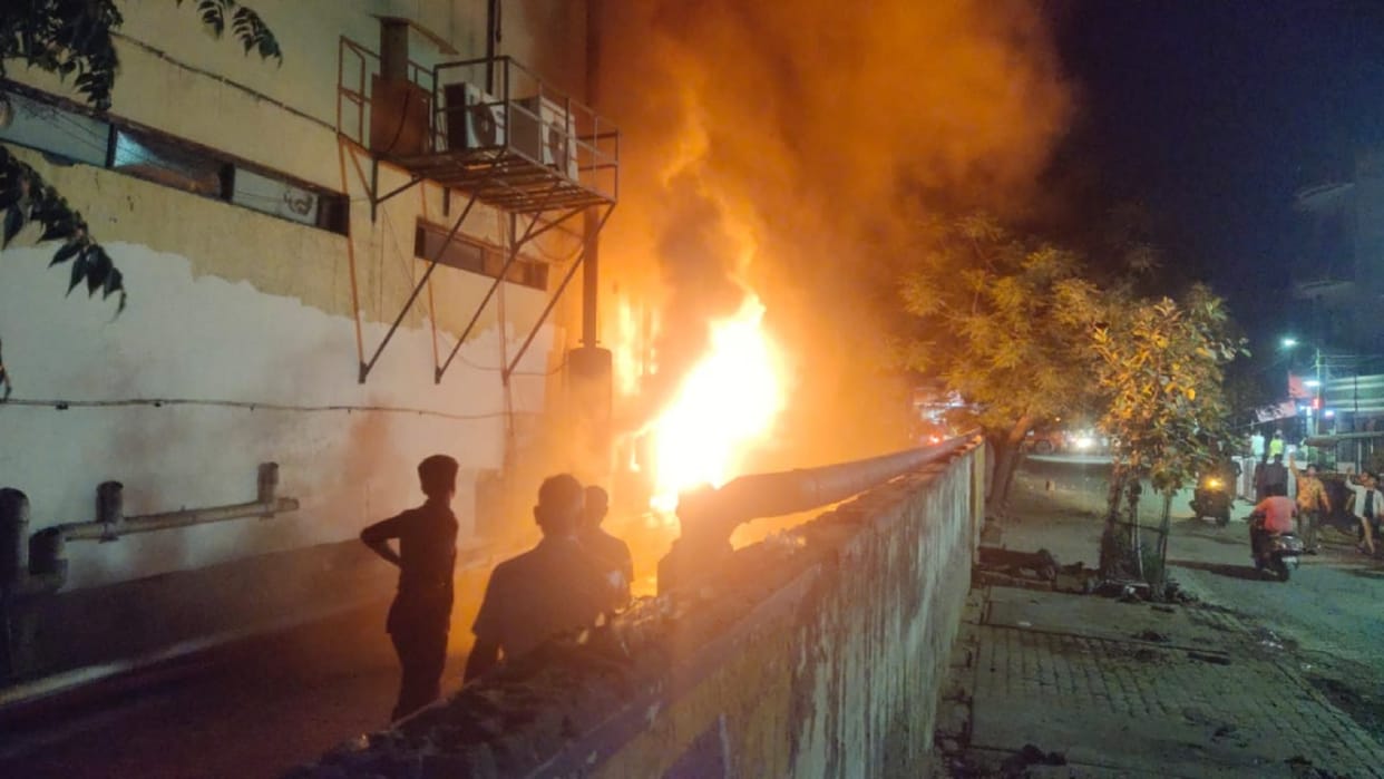 UP News: Fire breaks out at Grand-5 Resort in Meerut
