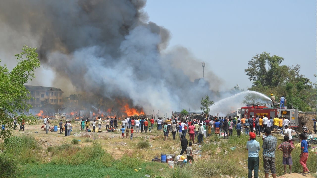 Migrant Labourers Jhuggis Gutted In Fire In Una Himachal Pradesh