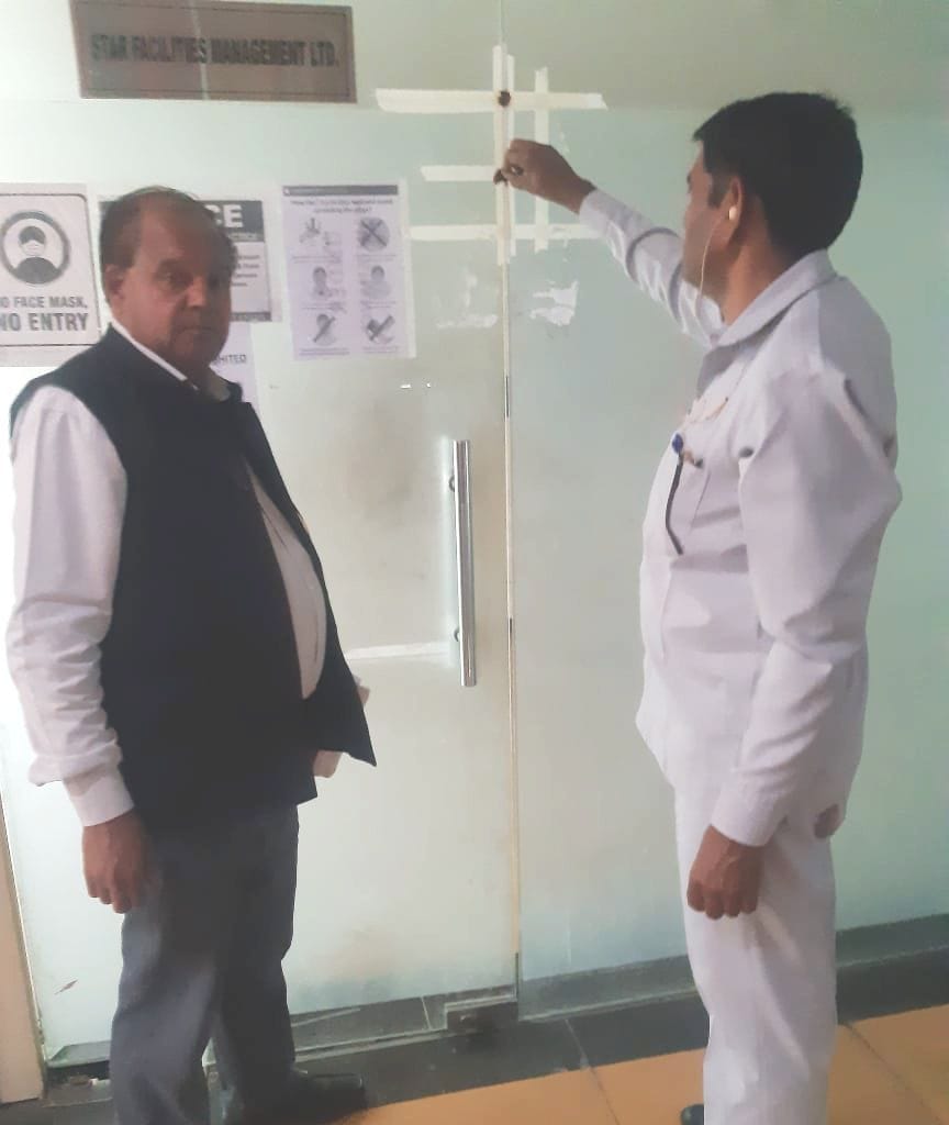 Four crore recovered from 11 builders, 31 bank accounts also seized