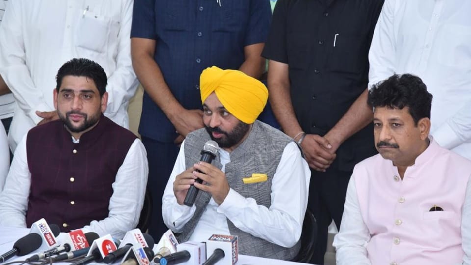 Punjab cm Bhagwant Mann likely to announce 300 units of free electricity for Punjab tomorrow